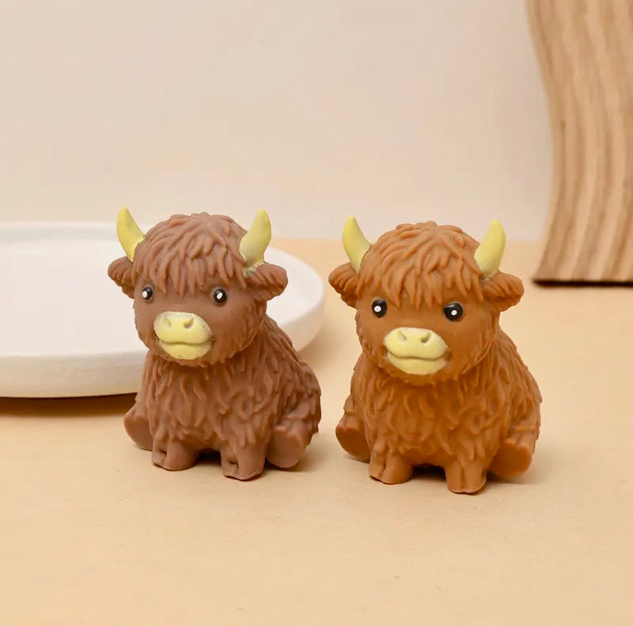 Highland Cow Squishy (Choose or Mystery Color)