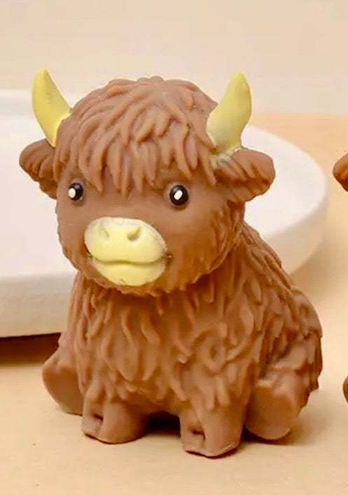 Highland Cow Squishy (Choose or Mystery Color)
